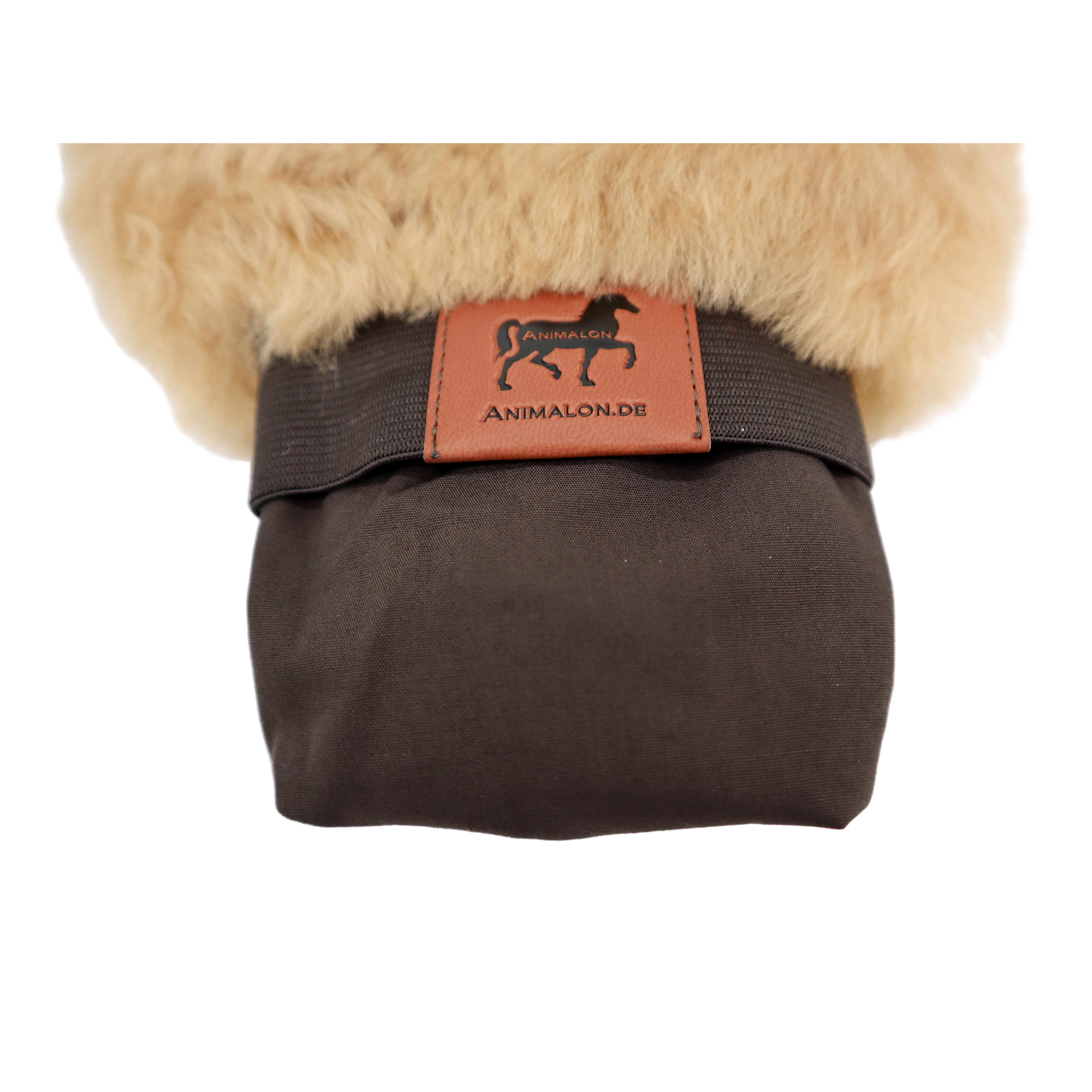 Lambskin glove